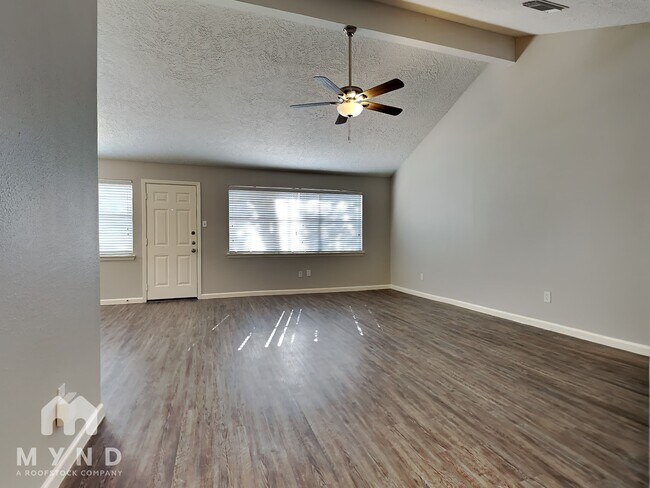 Building Photo - 11923 Medicine Bow Cir