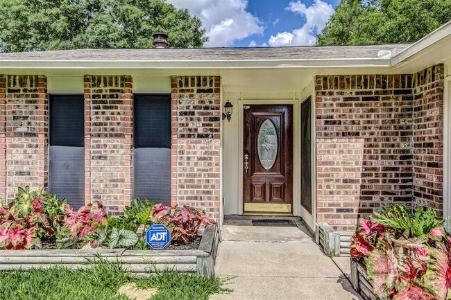 Foto del edificio - 519 Tara Plantation Dr