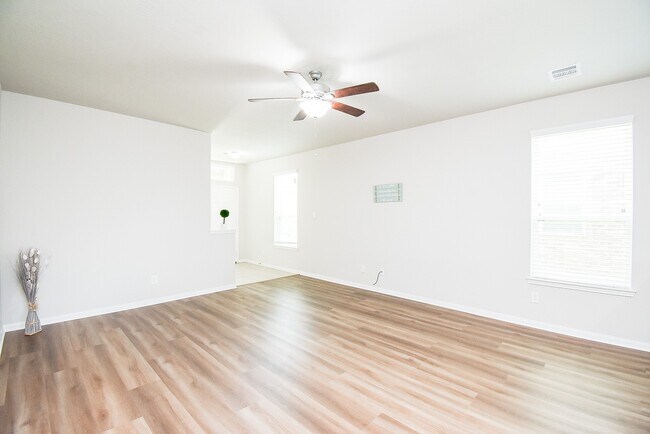 Building Photo - 24914 Alberti Sonata Dr