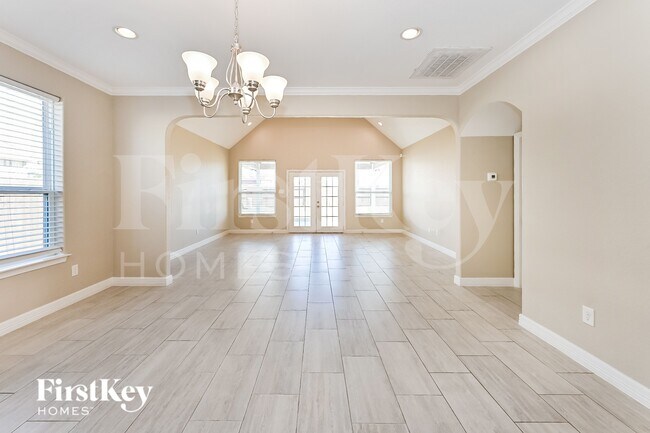 Building Photo - 215 Brazos Dr