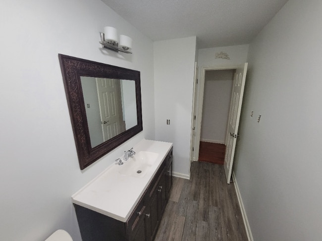 Building Photo - 13609 Pleasant Forest Dr