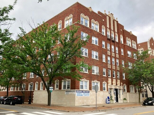 Building Photo - 501 W 11th St