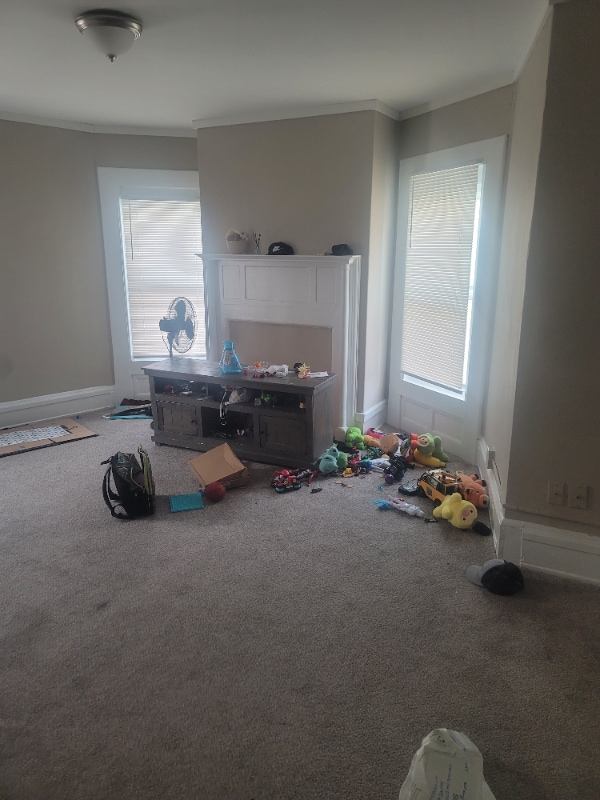 Building Photo - 232 Elm St