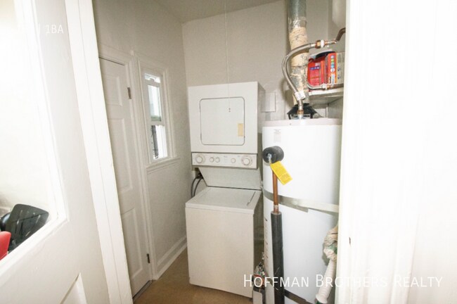 Building Photo - 1296 S Citrus Ave Los Angeles, CA 90019