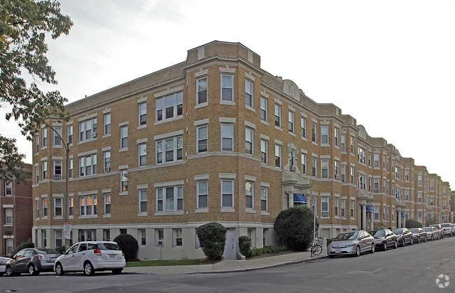 Building Photo - 220 - 236 Kelton St