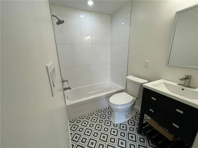Foto del edificio - 1504 N Ewing St