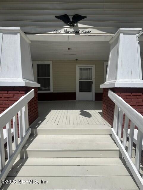 Building Photo - 108 Fern St