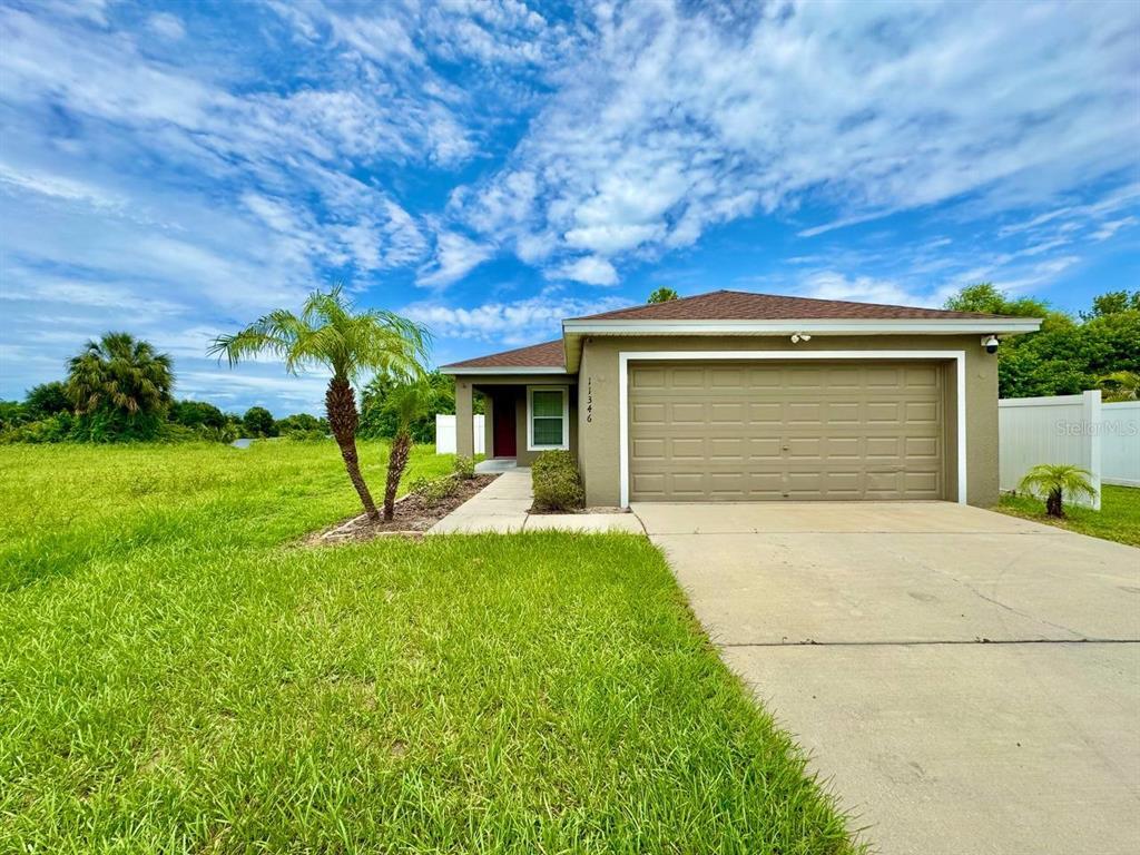 Foto principal - 11346 Southwind Lake Dr