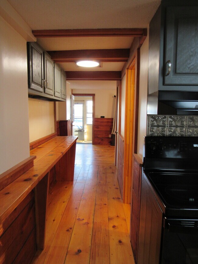 Foto del edificio - 1009 Cross St