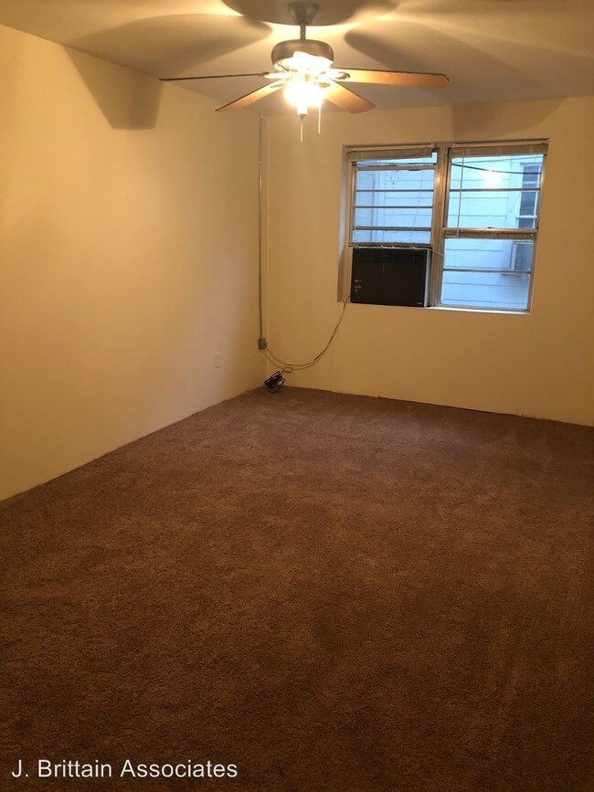 Building Photo - 2 br, 1 bath House - 1308 Christine Avenue