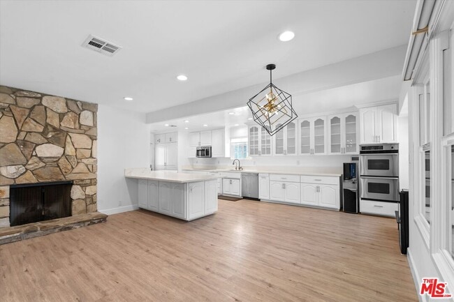 Foto del edificio - 2809 S Canfield Ave