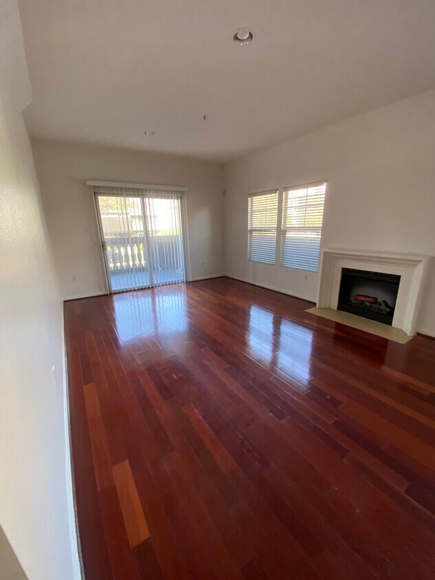 4442 Coldwater Canyon Ave Unit 202, Studio City, CA 91604 Apartments in Studio City, CA