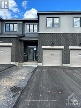 Building Photo - 335 Blossom Pass Ter