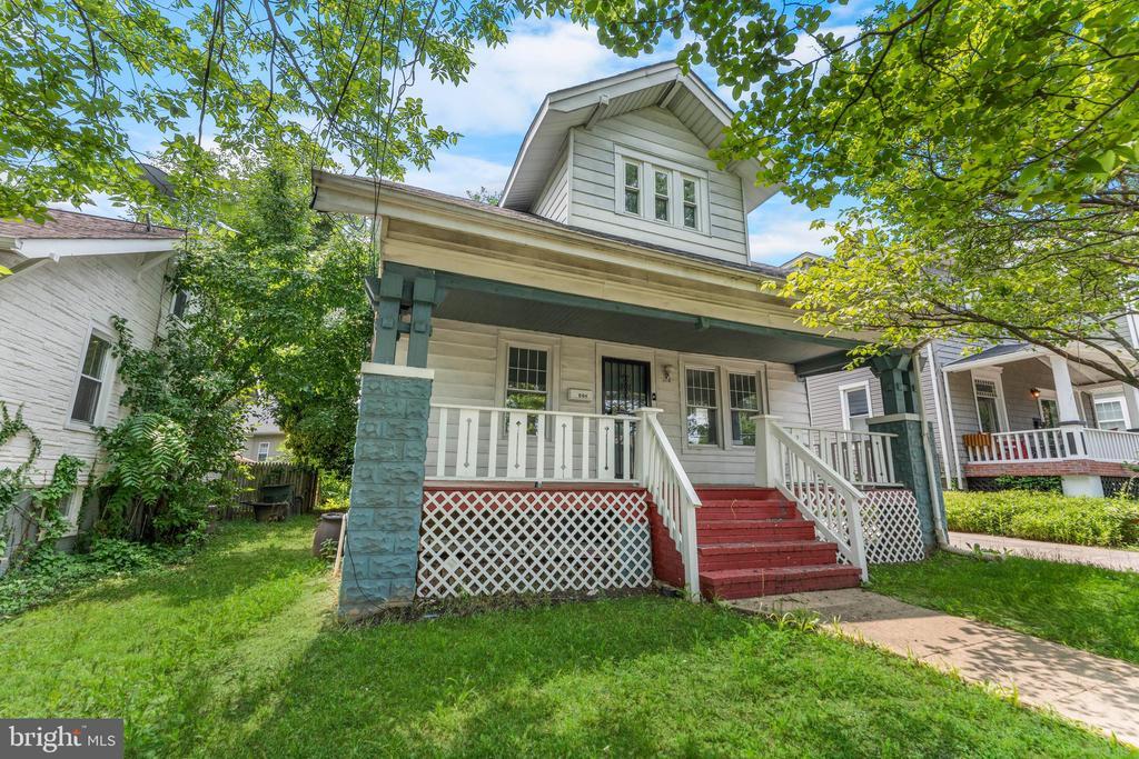 Primary Photo - 3006 South Dakota Ave NE