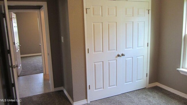 Photo - 17281 Avondale Cir House