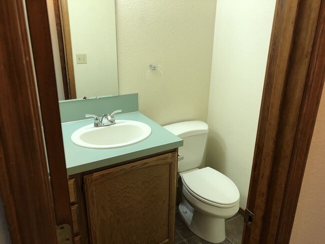 Foto del edificio - 1483 E Carter Ln