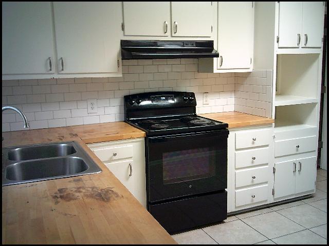 Foto del edificio - 303 Brookside Dr