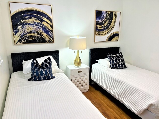 Foto del edificio - 14434 Avalon Ave