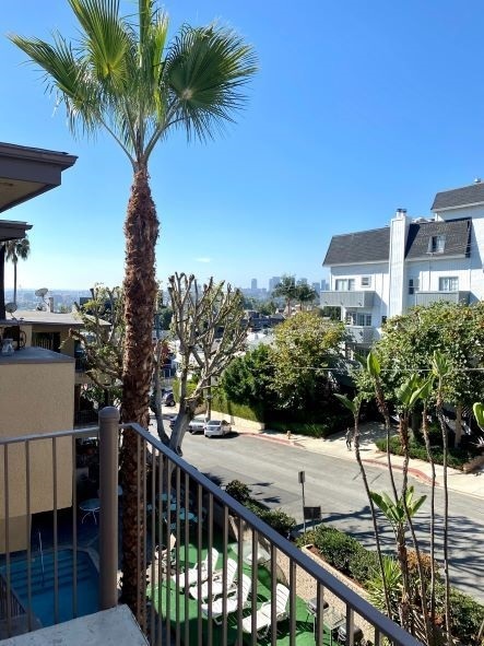 Building Photo - 1140 N Clark St