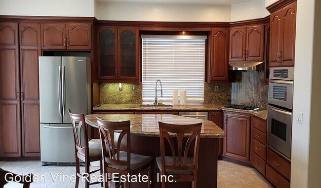 Building Photo - 3 br, 3 bath House - 1261 Via Escalante