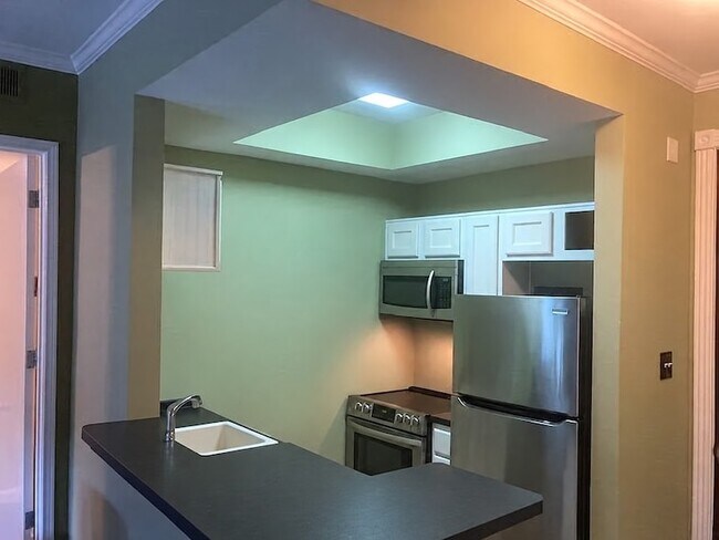 Foto del edificio - 4515 Briar Hollow Pl