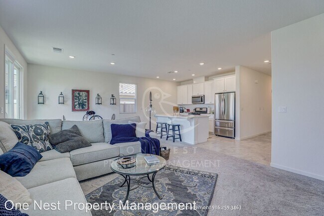 Building Photo - 4 br, 2 bath House - 258 Martos Court