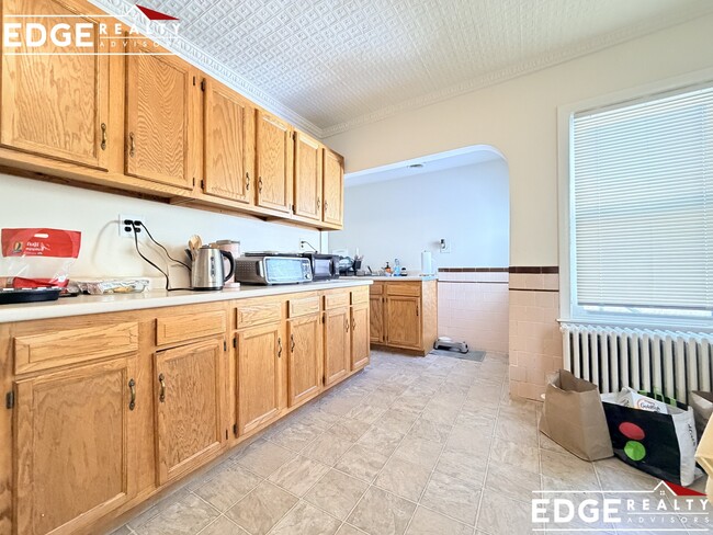 Building Photo - 33R Winship Pl