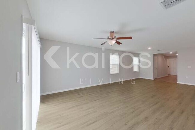 Foto del edificio - 8669 SW 43rd Ter