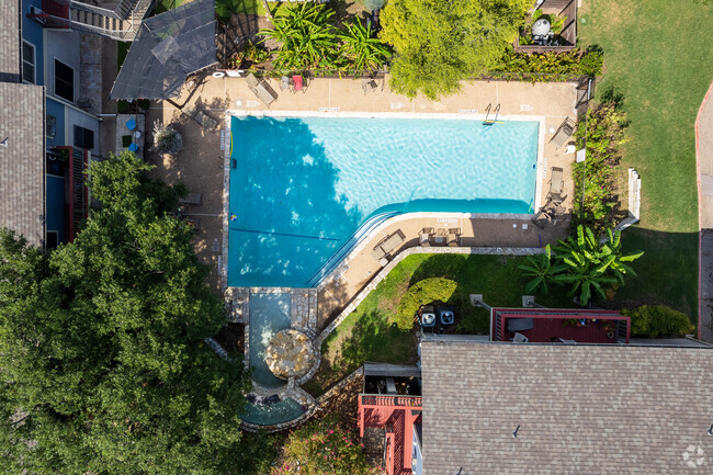 Aerial Photo - Travis Oaks Condominiums