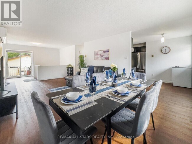 Photo du bâtiment - 67 Main St