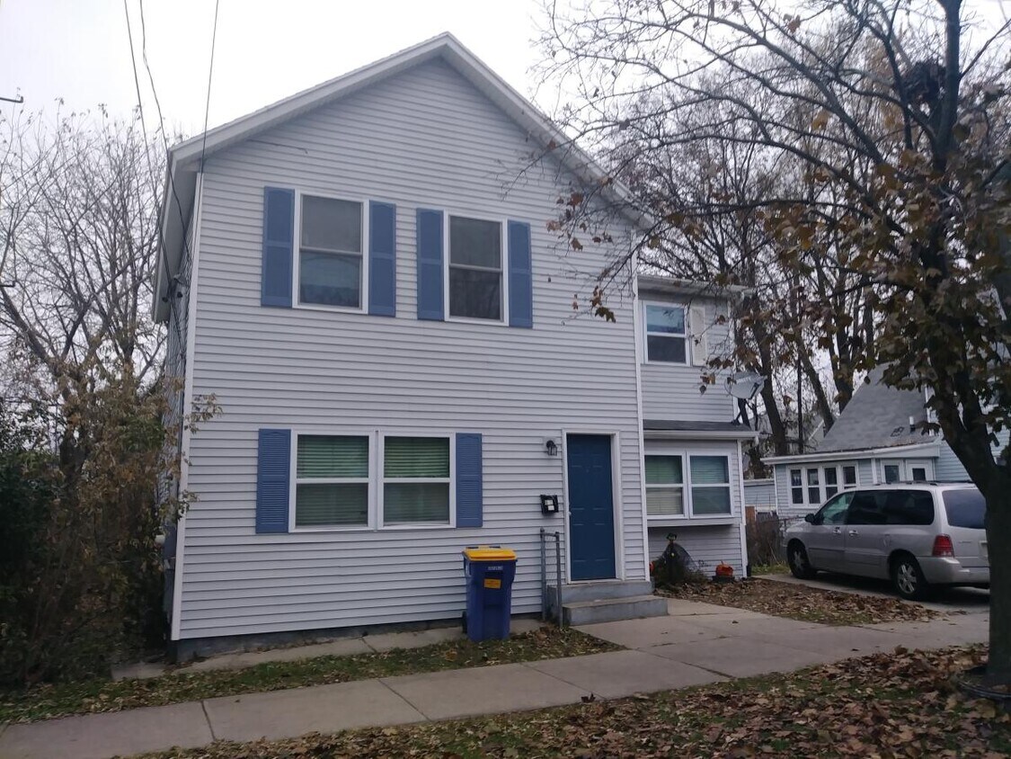 Foto principal - 817 Chatham St NW