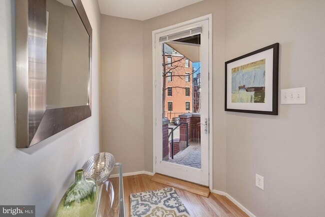 Foto del edificio - 1662 N Quinn St