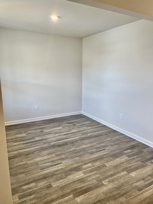 Foto del edificio - 1569 Catskill Way