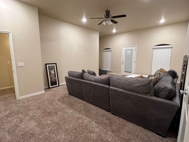 Building Photo - 11501 Sheri Ln