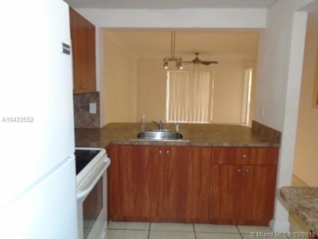 Foto del edificio - Move-In ready!