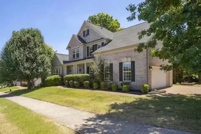 Building Photo - 416 William Wallace Dr