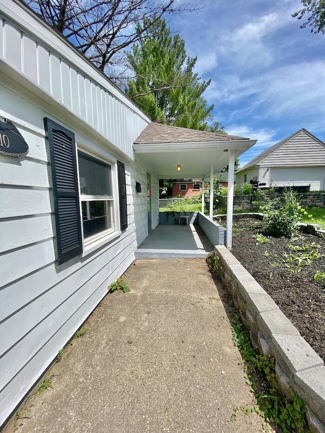 Building Photo - Cozy move in ready 2 Bed Middletown Home!