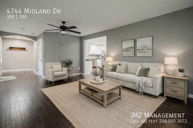 Foto del edificio - 4744 Midland Dr