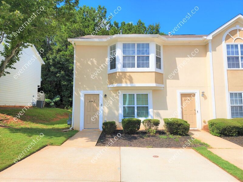 Foto principal - 6082 Chupp Way Ln