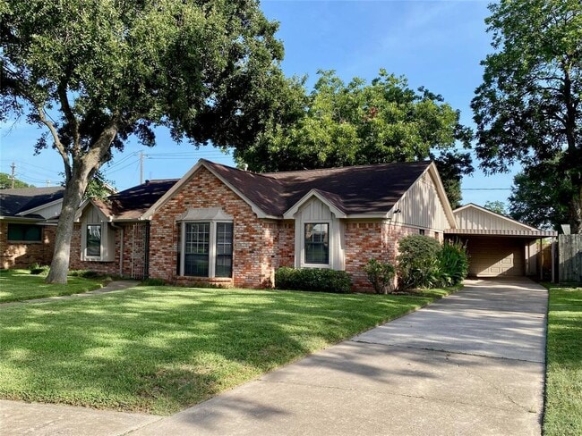 Building Photo - 2206 Tannehill Dr