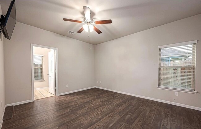 Building Photo - 6409 Hollock Meadows Ln