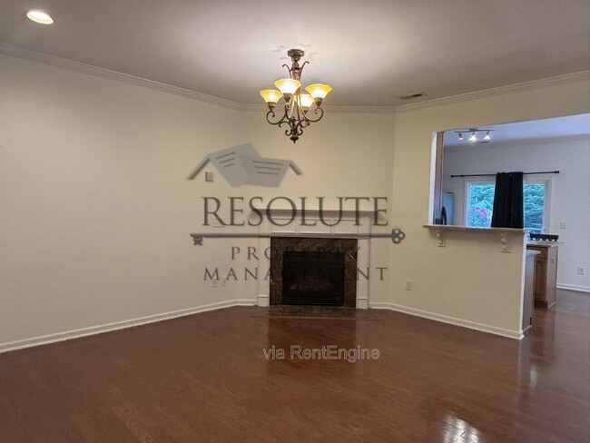 Foto del edificio - 318 Anterbury Dr