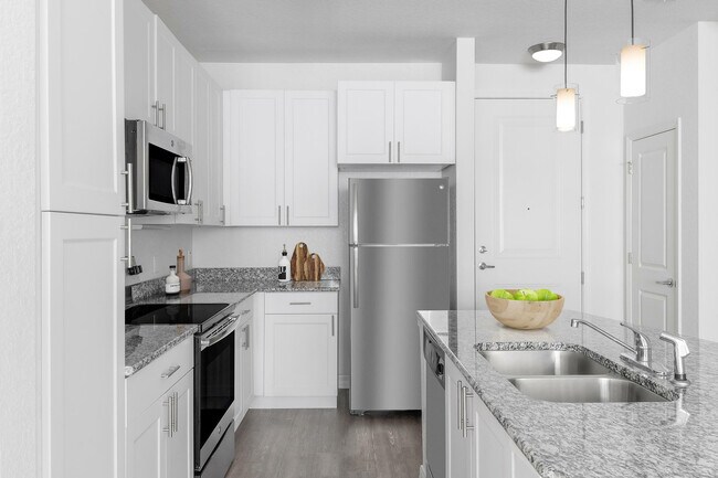 Building Photo - Cortona South Tampa