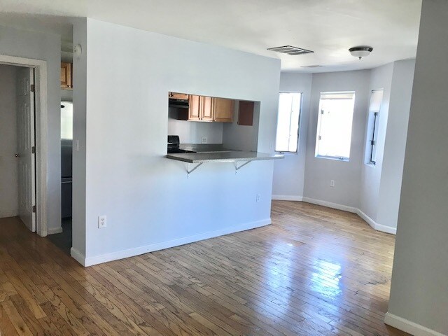 Foto del edificio - 66 St James St