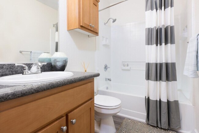 Foto del edificio - 1000 Escalon Ave