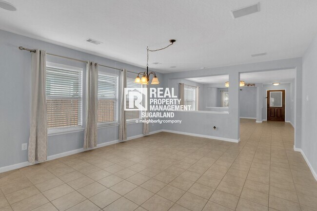 Foto del edificio - 16238 Ranchland Ln