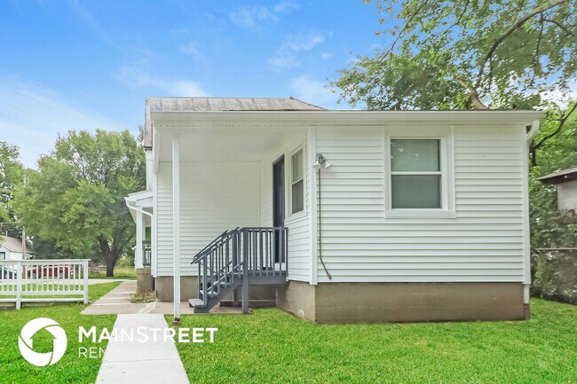 Building Photo - 1618 S 30th St