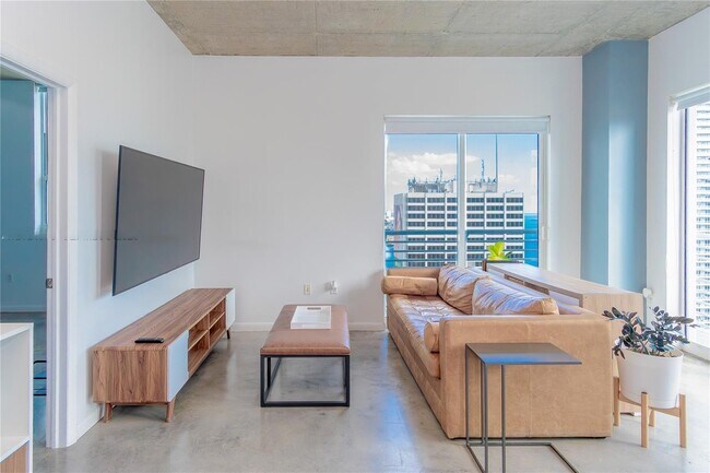 Foto del edificio - 133 NE 2nd Ave