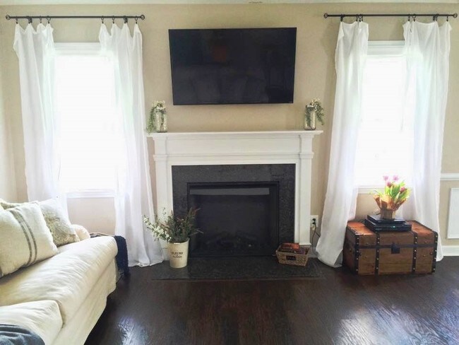 Foto del edificio - 112 Stonecroft Ln
