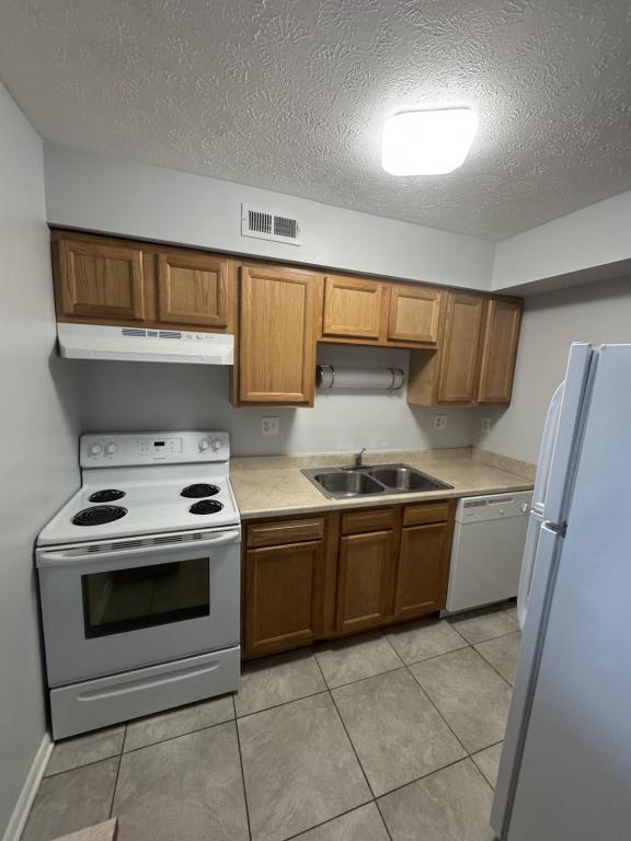 Foto principal - 3893 Bennett Rd